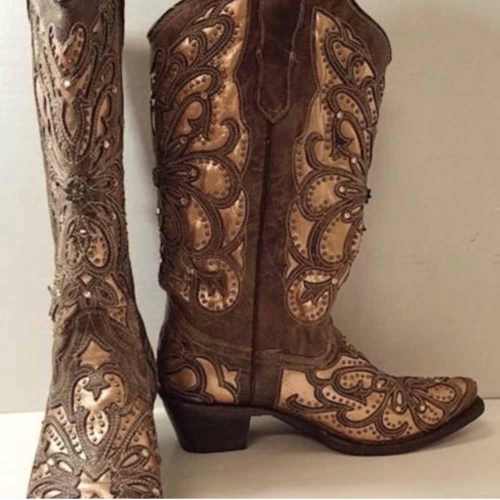 Women’s Corral boots sz 7.5